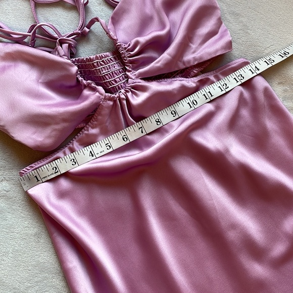 NEW REVOLVE Codie Cut Out Show me Your MuMu Dress in Lilac Medium - Picture 8 of 13